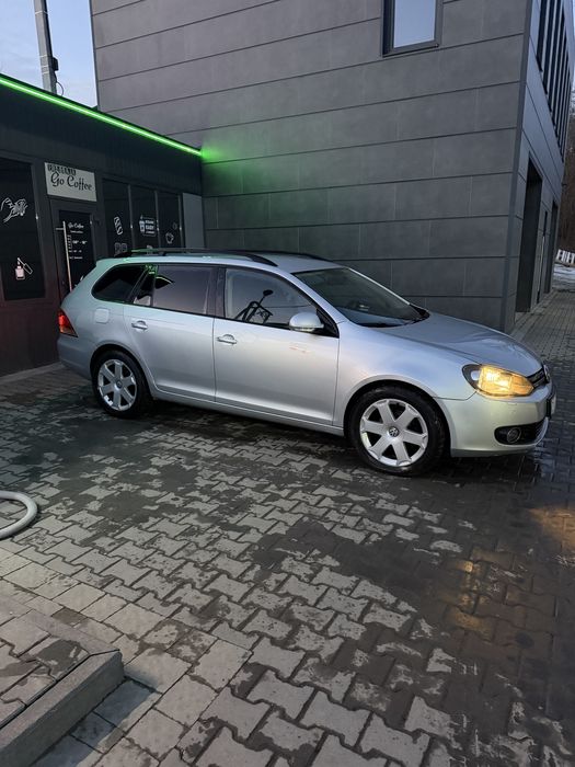 Volkswagen Golf Variant 2011 р. | 1.6 дизель | універсал