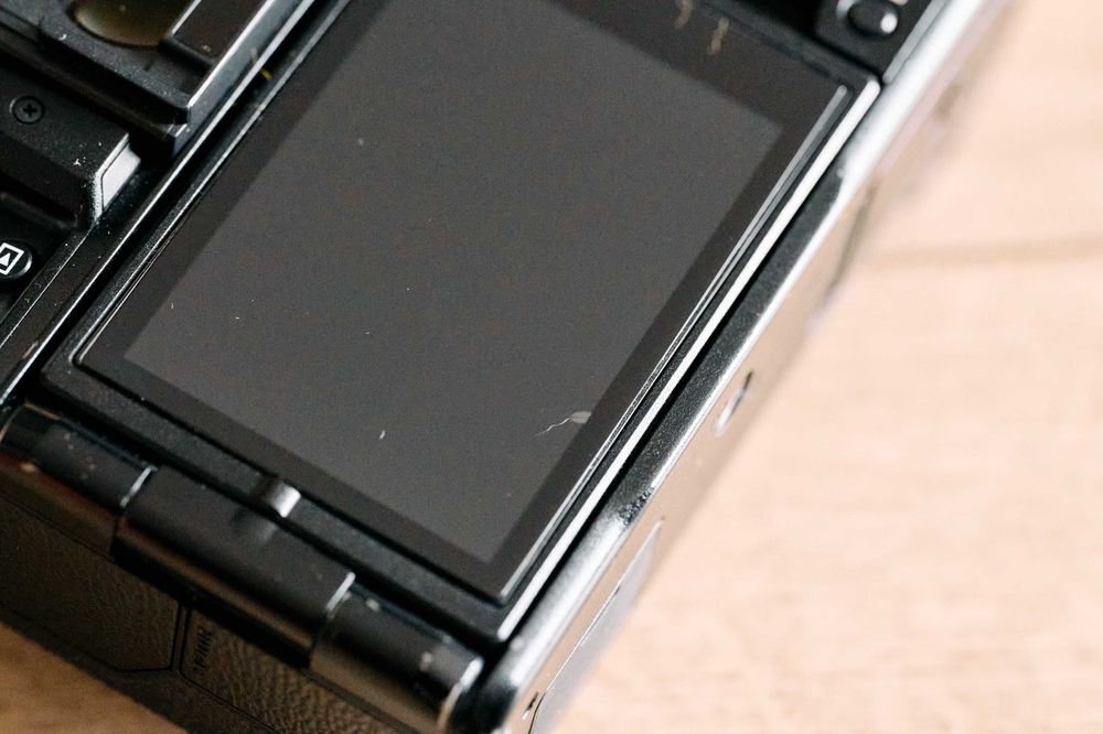 Fujifilm X-T4 + grip SmallRig + baterie