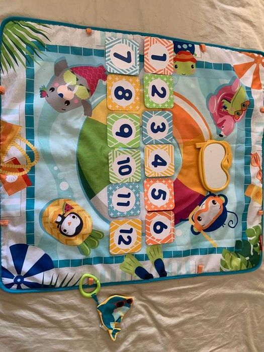 Tapete de actividades (com meses ) da Ficher Price Spash