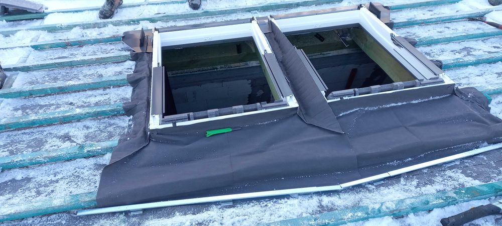 Dekarz Usługi dekarskie Pokrycia dachowe