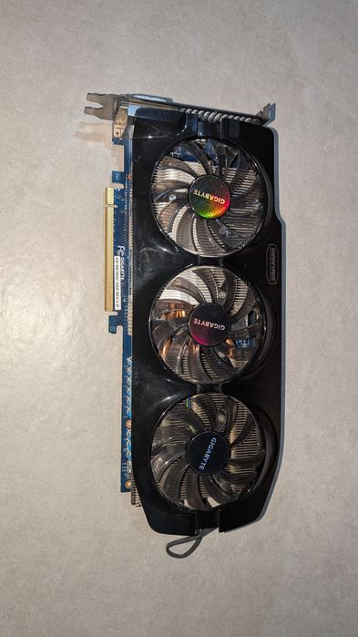 Karta graficzna gigabyte gtx 670 windforce