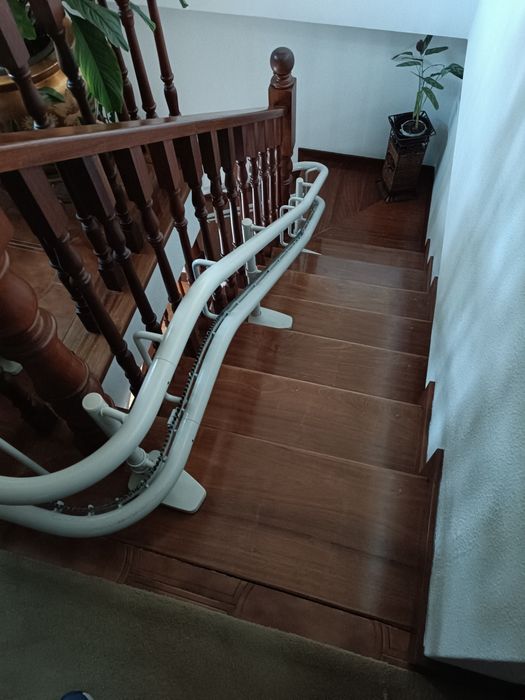Cadeira elevatória Stannah.