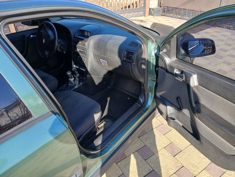 Опель астра 1.4 газ один власник