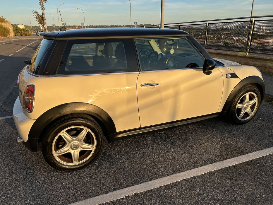 MINI Cooper D 1600 R56