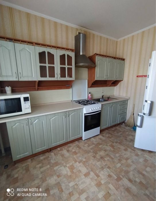 Оренда  3 кімнатної квартири Виставка