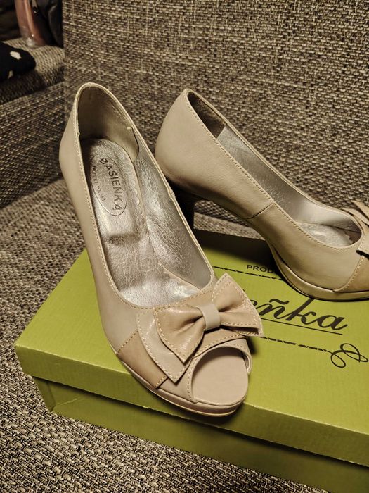 Sprzedam  buty szpilki