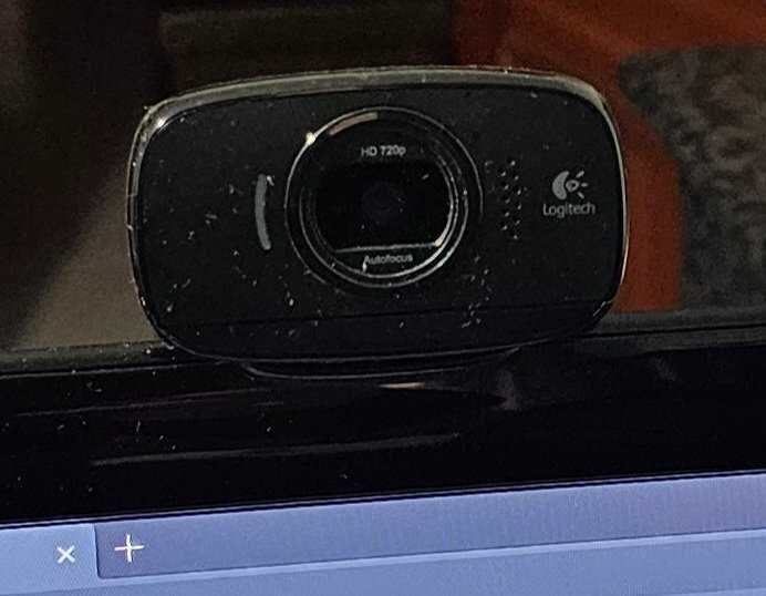 Lenovo Desktop + LG 23" Monitor + HD Camera + Speakers + Keyboard + Mouse64739697793411124