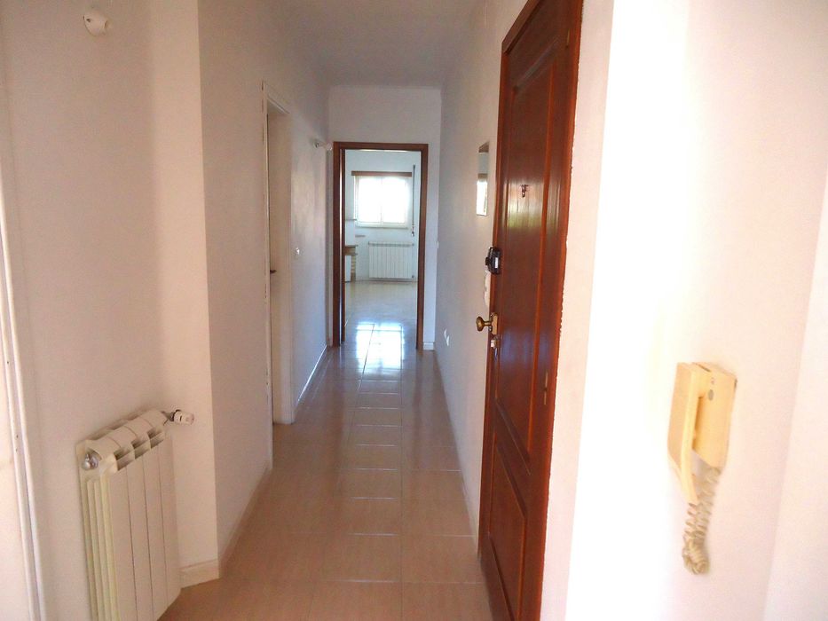 T2+1 c/Escritório c/60m2, roupeiros embutidos, aquec. central, Viseu