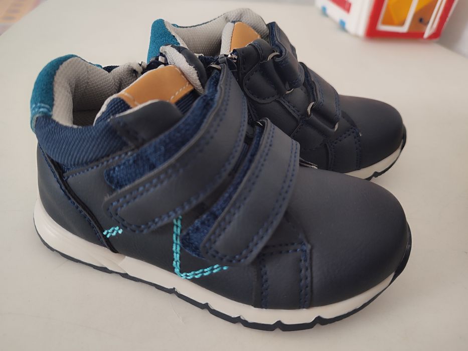 Нові демісезонні ботіночки