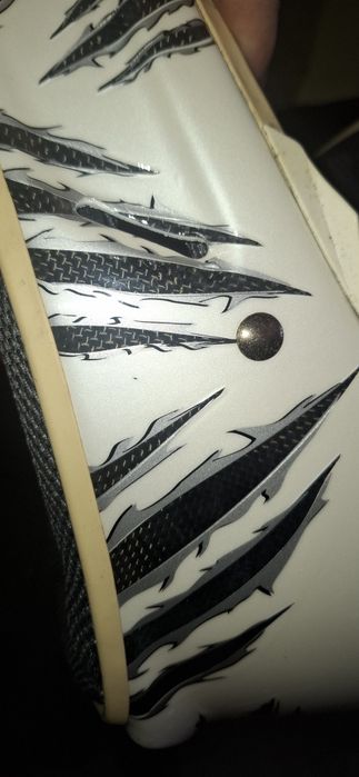 Capacete SPECIALIZED DIVIANT 2 carbono