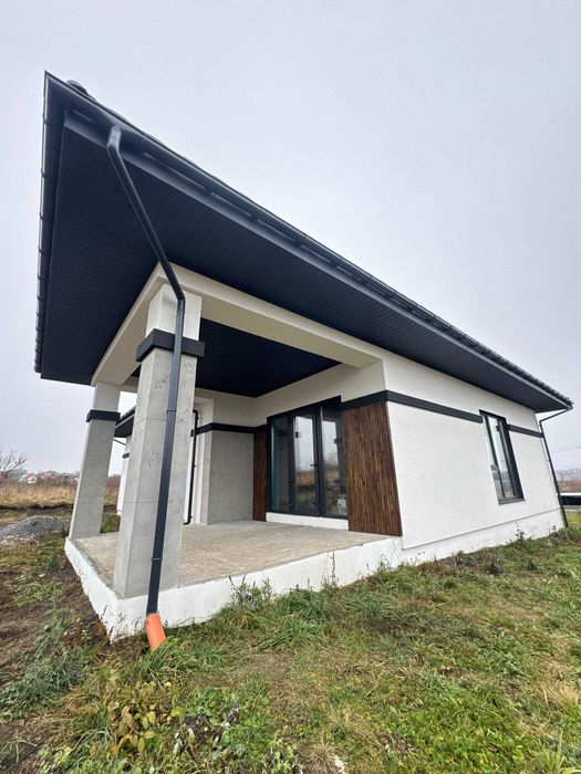 ТЕРМІНОВО продам новий будинок на Дубово !