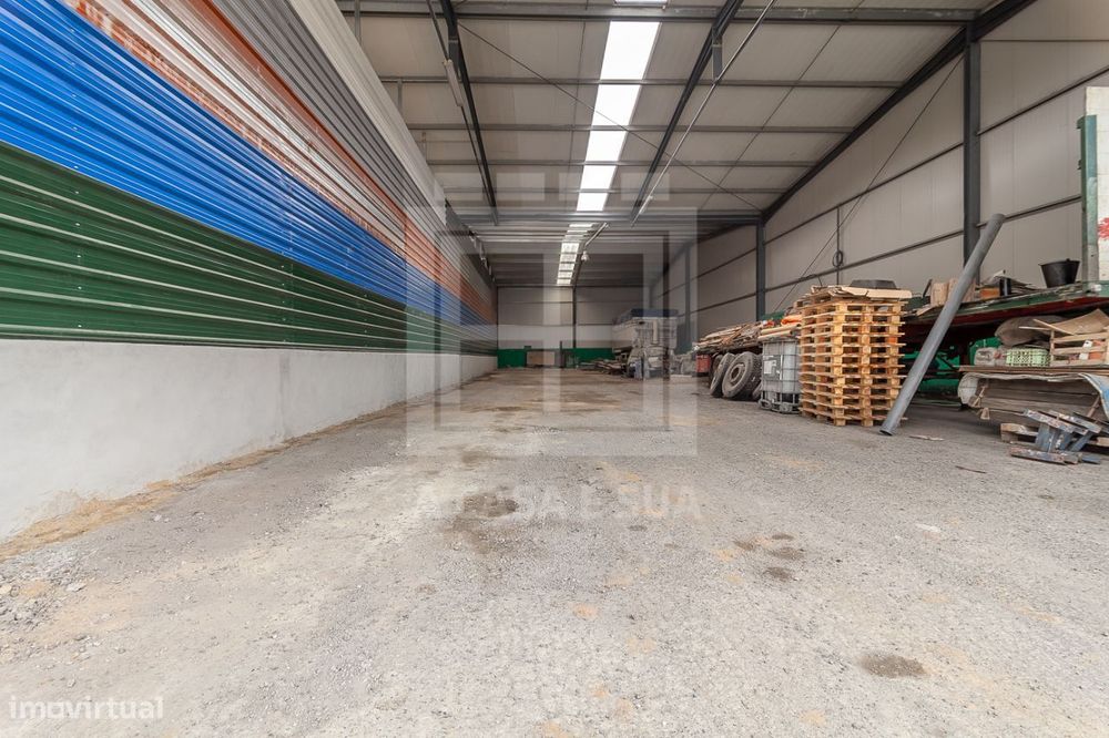 Armazém para Arrendamento na Zona Industrial de Ovar