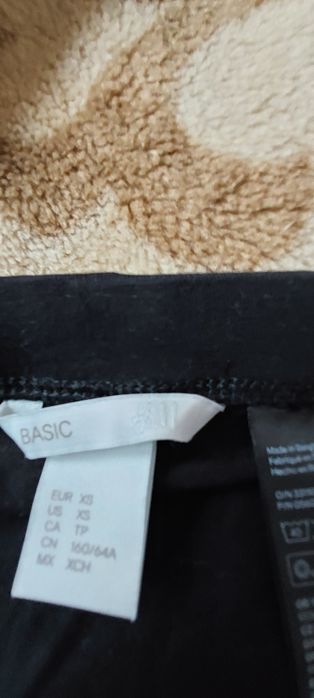 Spódnica czarna XS obcisla ołówkowa H&M