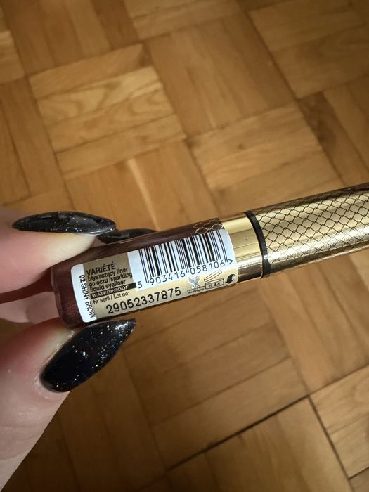 Zestaw Eveline Cosmetics Variete rozświetlacz i eyeliner nowy