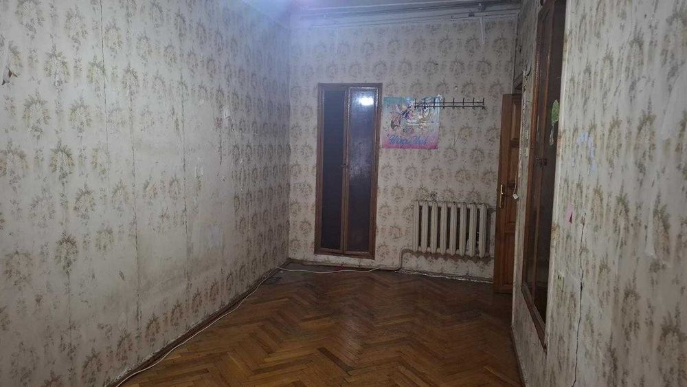 4-х кімнатна , Прохоровська