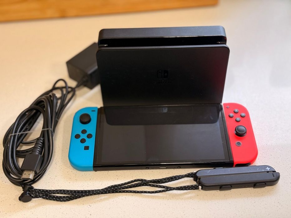 Nintendo switch OLED desbloqueada