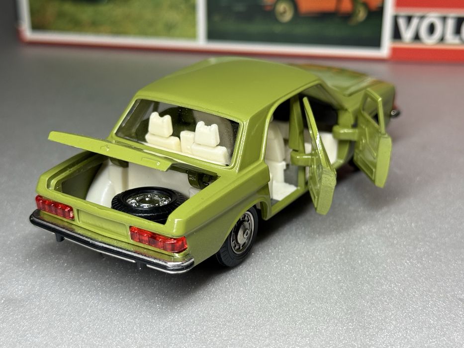 Газ 3102 Волга сделано в ссср модель автомобиля 1:43 фисташковая