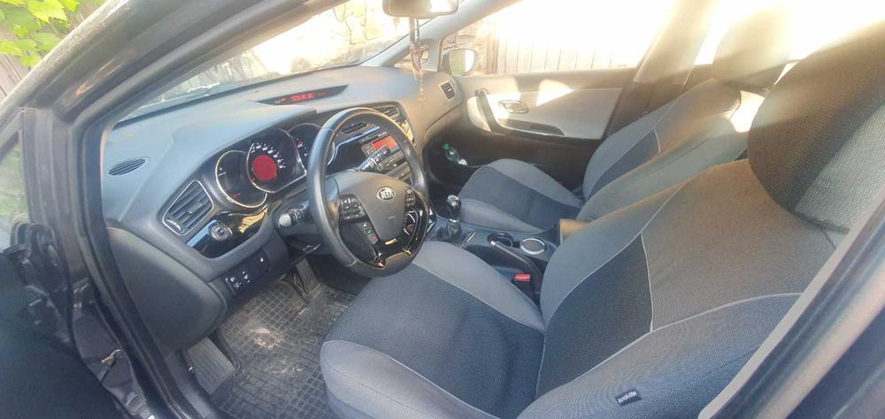 Kia Ceed 2012 1.6CDI