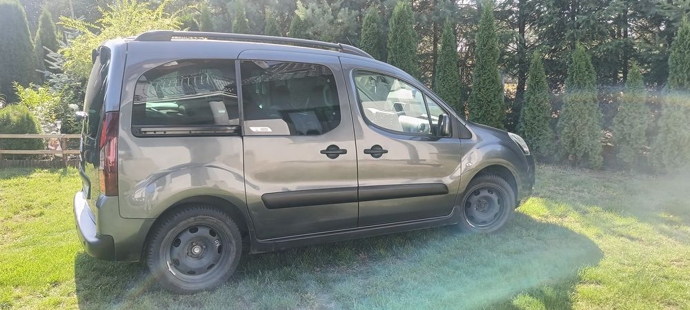 Sprzedam Rodzinne Auto Citroen Berlingo Multispace XTR