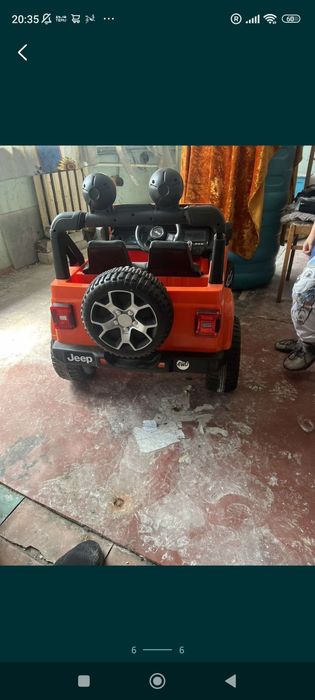Продам детскую машину джип