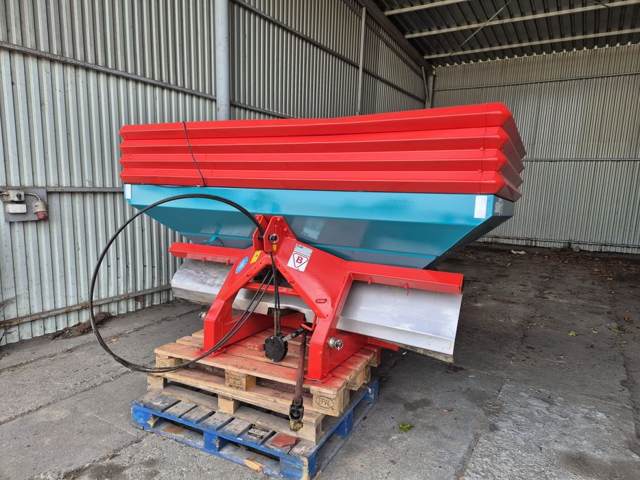 Rozsiewacz nawozów SULKY DPX PRIMA 2100 litrów