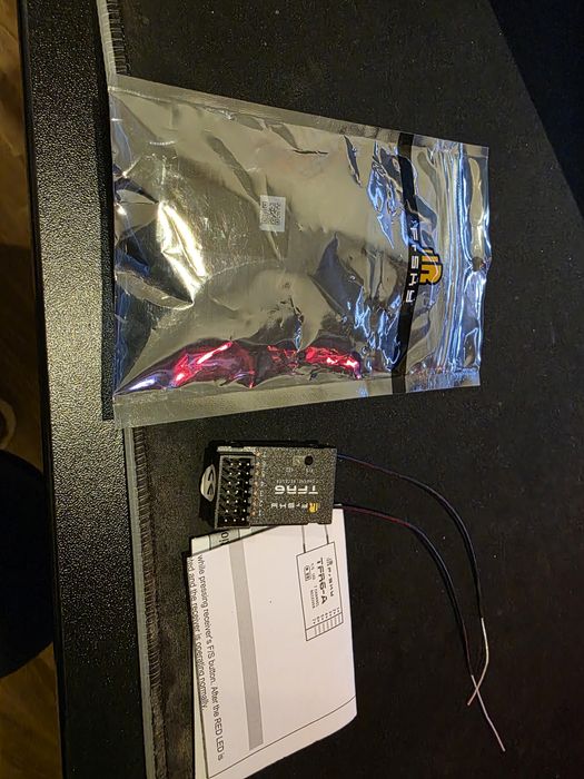 FrSky TFR6-A Rx compatível c/ Futaba