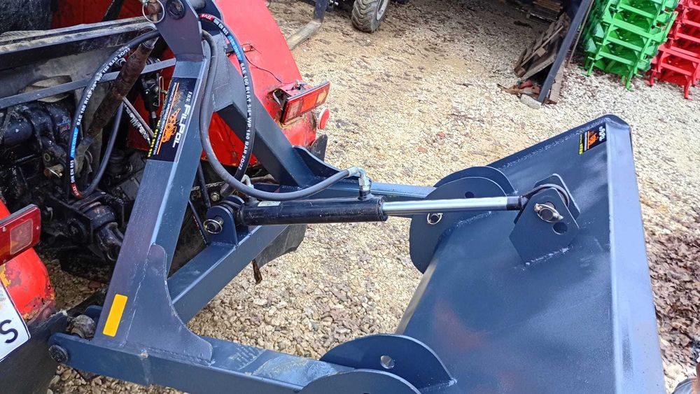 Łycha łyżka pług na tuz do ciągnika z hydrauliką Na tył z kiprem Ursus