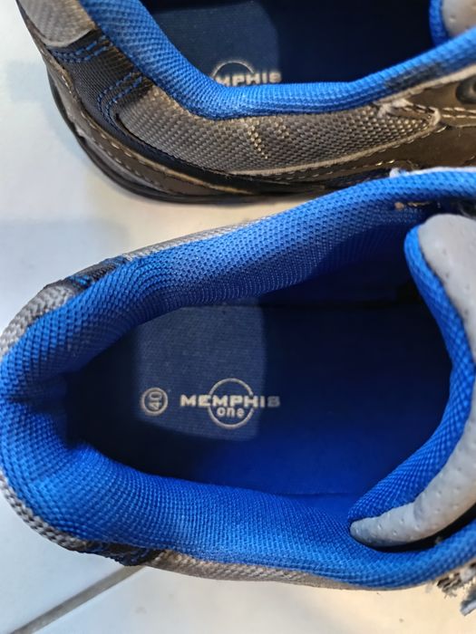 Buty  sportowe 40 rozmiar
