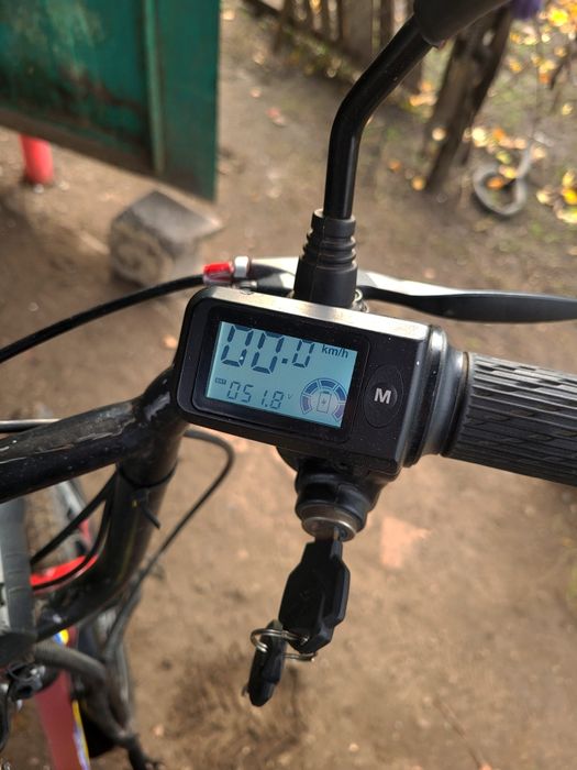 Трьох колісний електро велосипед