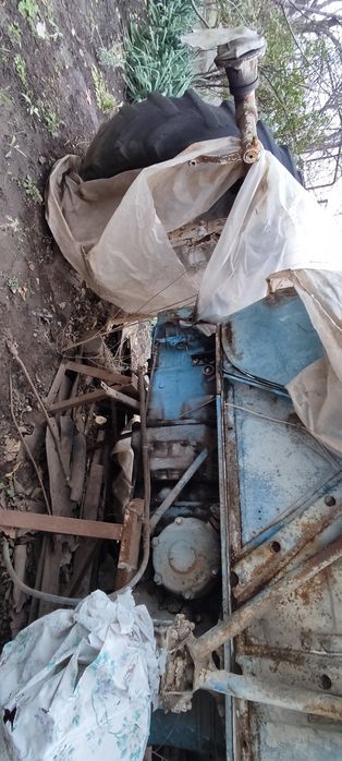 МТЗ 52 по частинах