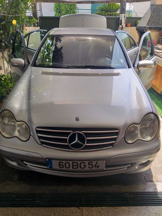 Mercedes C180 (gasolina e GPL)