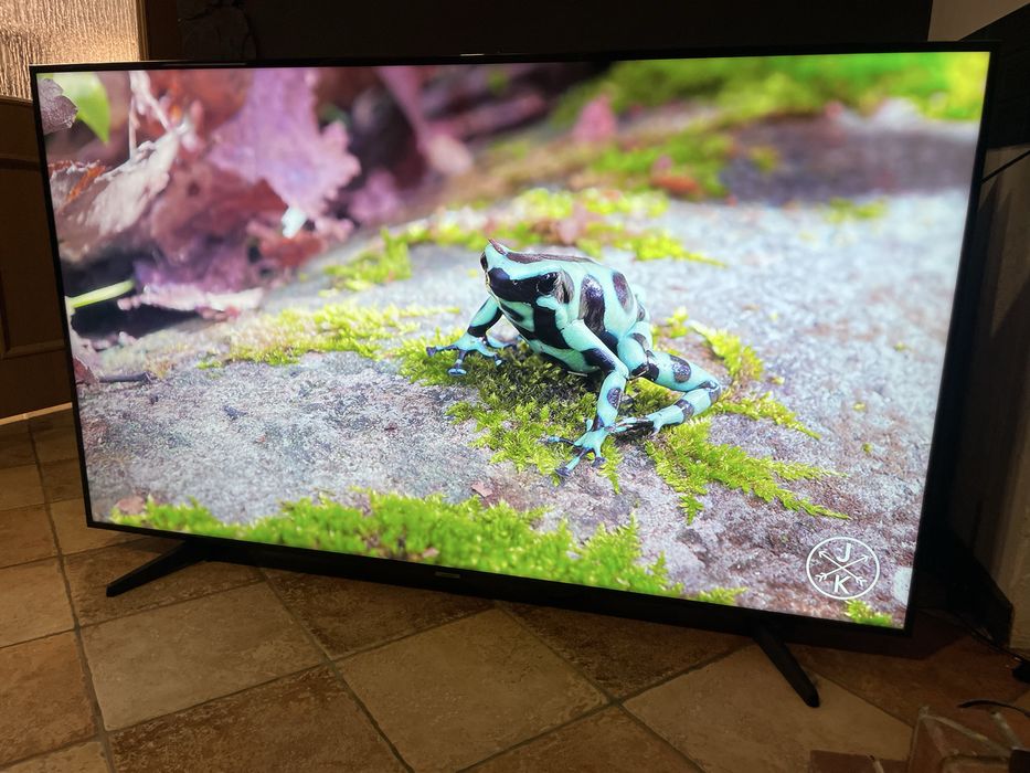 Телевізор Samsung 65 Samart tv 4K