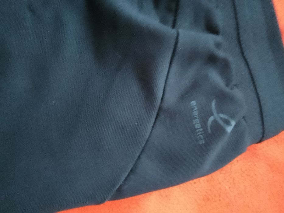 Spodnie damskie czarne. Roz.36