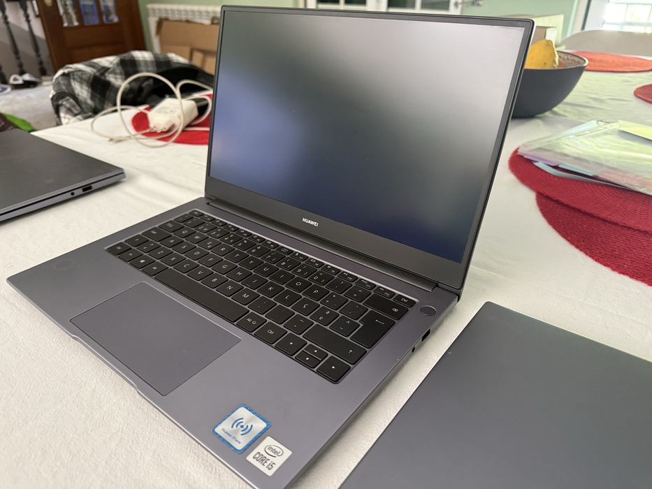 2 Portáteis Huawei MateBook D14 | i5 | 16GB RAM | 512GB SSD | Excelente Estado