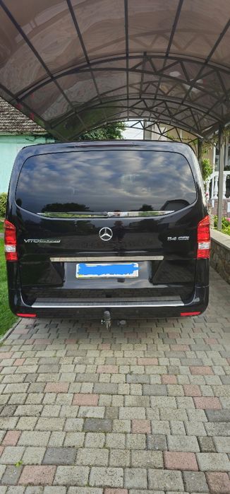 Задні фонарі,Фари передні на Mercedes  Vito 447