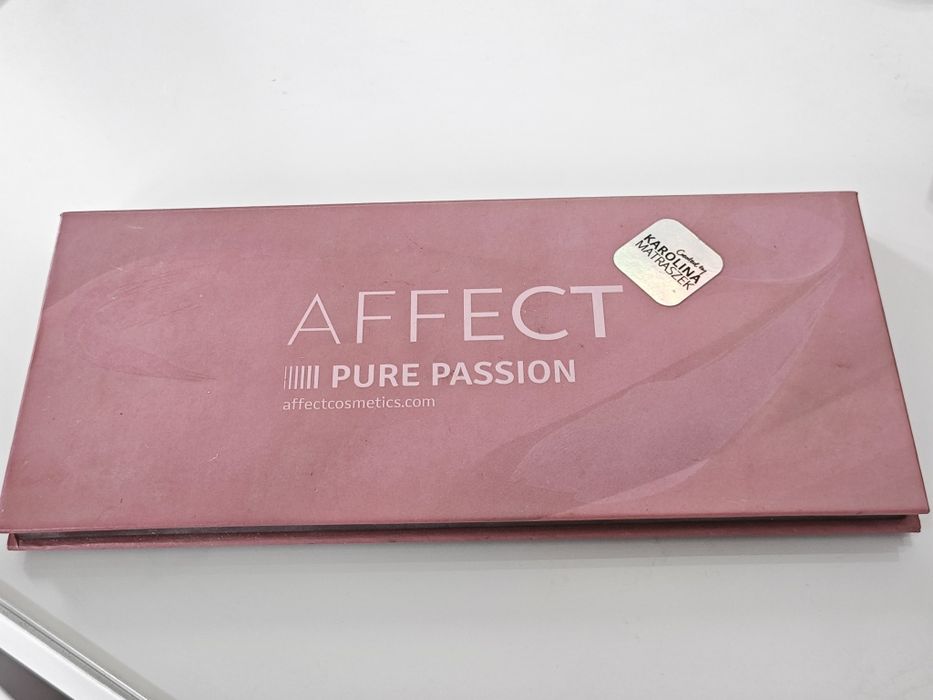 Affect Pure Passion - paleta 10 cieni do powiek