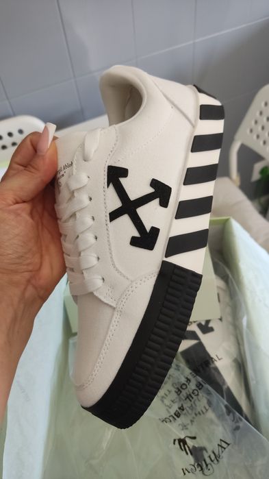 Sapatilhas off white