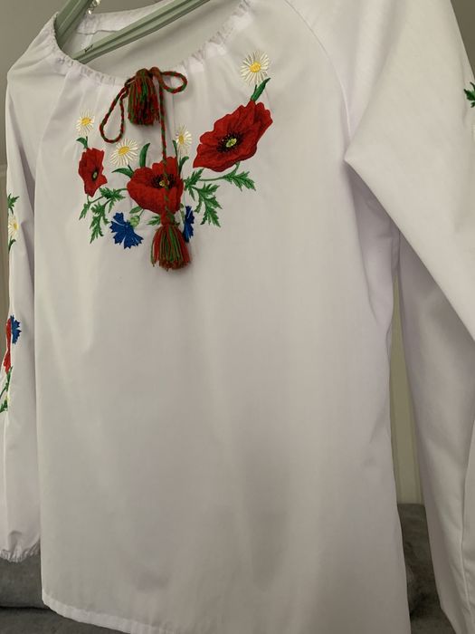 Вишиванка для дівчинки