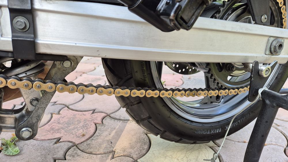 Suzuki V-Strom 650 /  DL 650 / V Strom