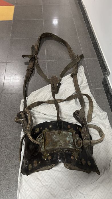 Arreios de cavalo antigos  para charrete ou carroça