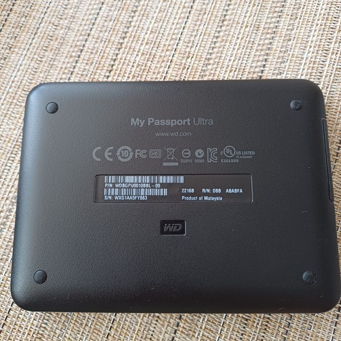 Жорсткий диск WD My Passport Ultra 1TB зовнішній