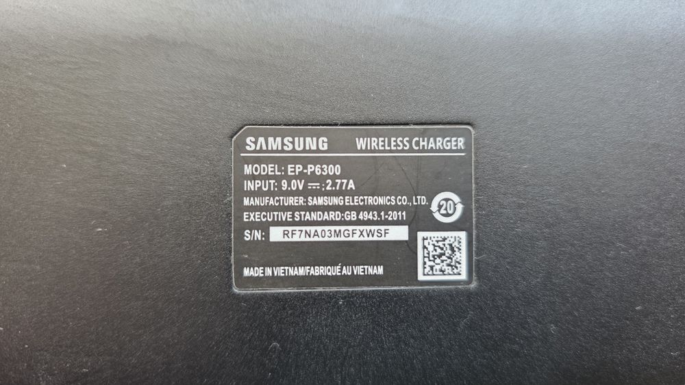 Бездротова зарядка 3-в-1 Samsung Wireless Charger Trio EP-P6300 + Блок
