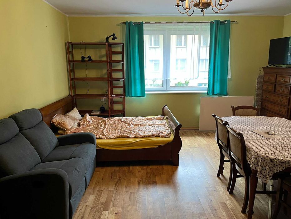 Wynajmę mieszkanie 2 pokojowe 50m2 w pełni umeblowane w Chorzowie Batorym