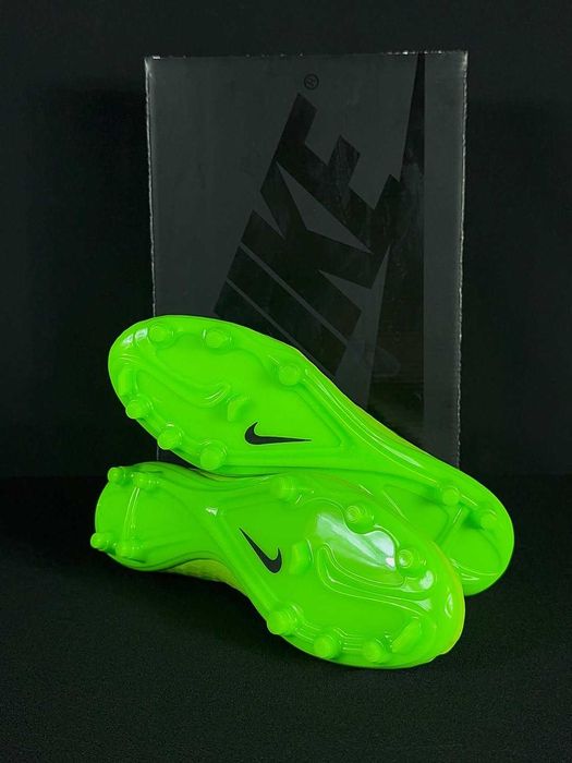 Chuteiras Nike Hypervenom Elite