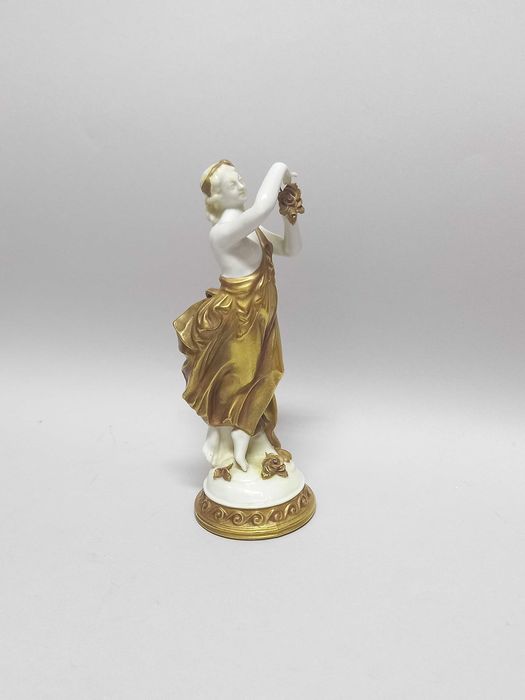 Muza, alegoria, złocona figurka Volkstedt, po 1945 r.