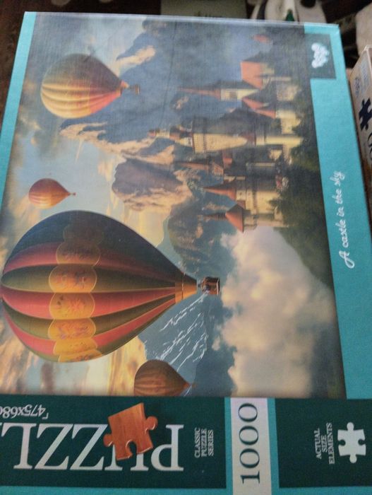 Пазли "Замок у небі", 1000 шт, майже нові