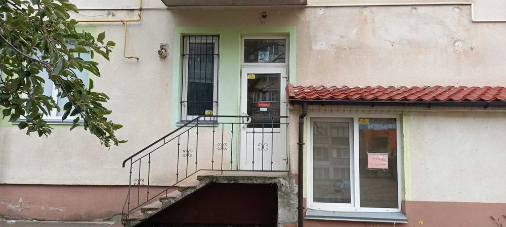 Приміщення в довгострокову оренду, центр міста