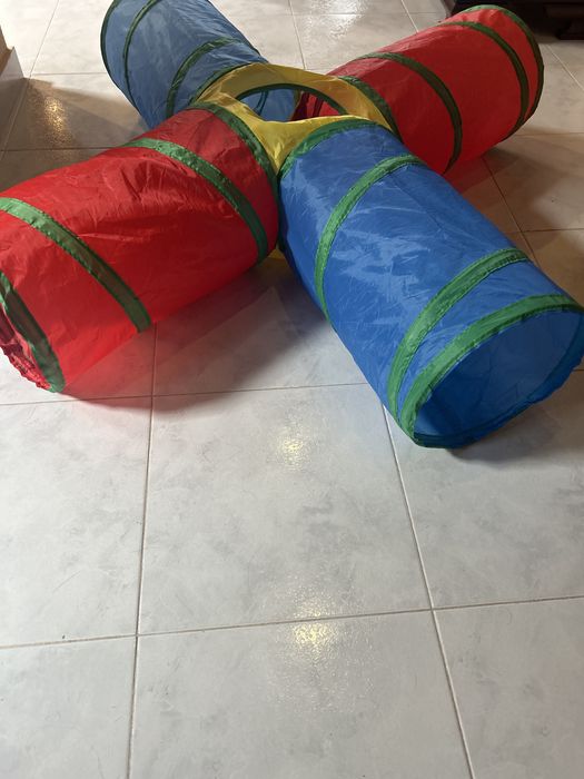 Tunel de brincar para animais