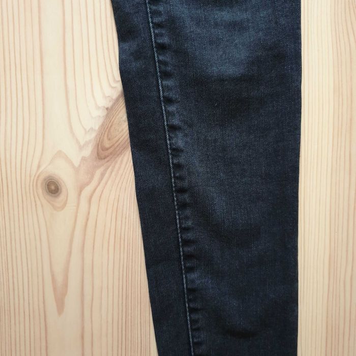 jeansy czarne levis