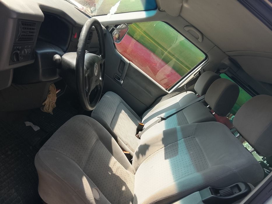 Volkswagen Transporter T4 Caravelle 2.5 TDI 102 KM 2003 długa